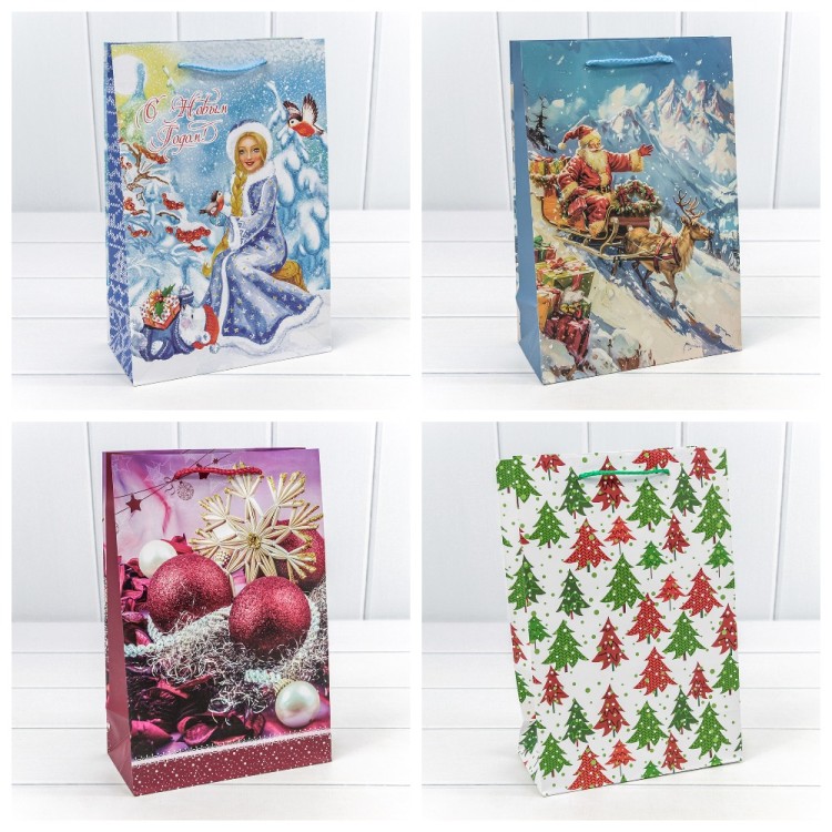 300431K	Пакет подарочный "Новый год" (микс 431) 20*30*10 128г 1/20 1/360					