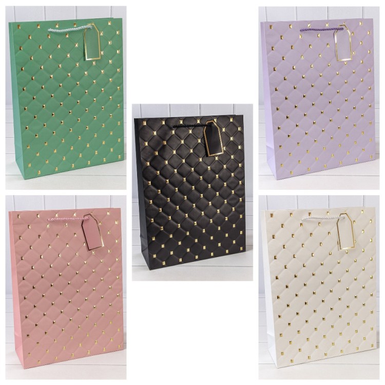 000891A	Пакет подарочный с тиснением 891 (микс) 31*42*12 210г 1/20 1/80